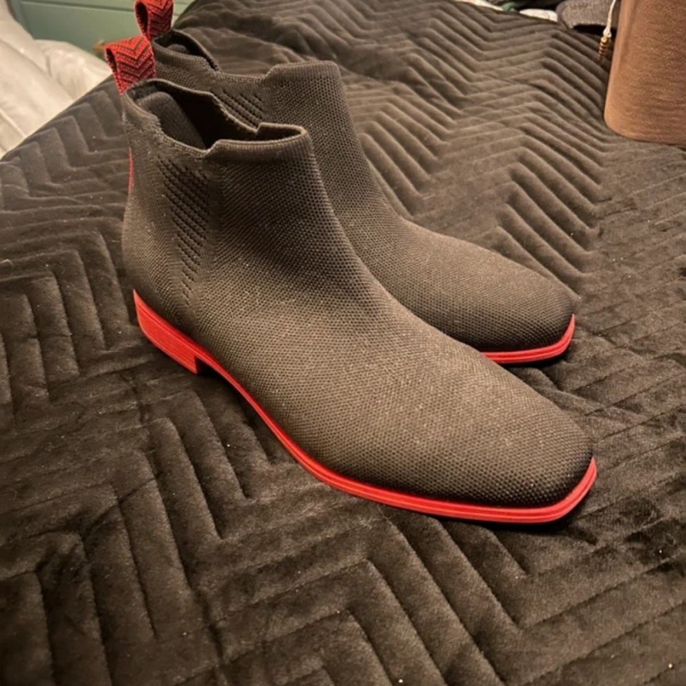 Elegant Black and Red Women's Ankle Boots